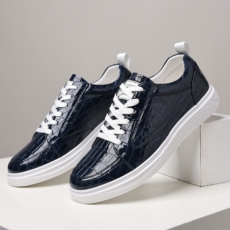 Classic Male Low Top Skate Sho - Sneaker Career recension och pris