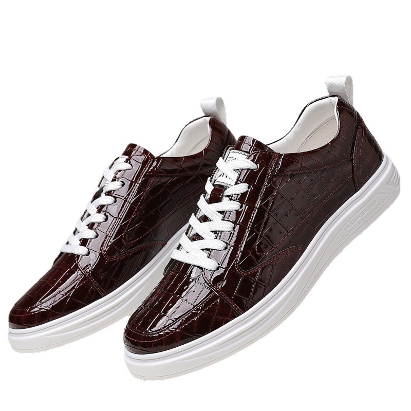 Classic Male Low Top Skate Sho - Sneaker Career recension och pris