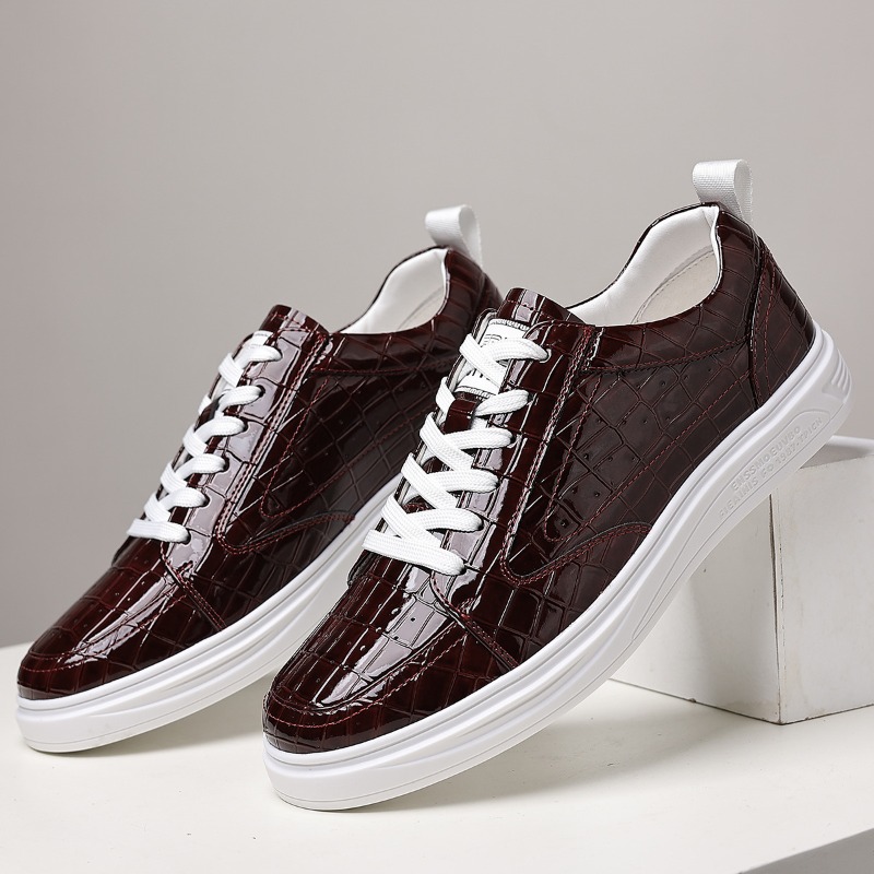 Classic Male Low Top Skate Sho - Sneaker Career recension och pris